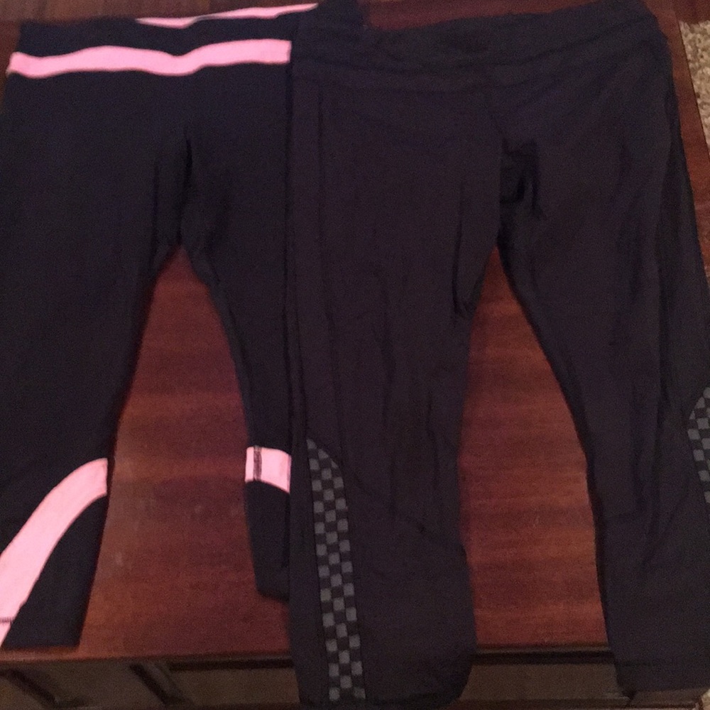2 pair of authentic Lululemon leggings. Size 10
